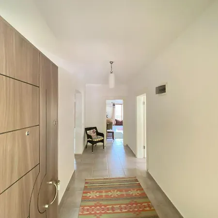 Hotel Mavi Ev *